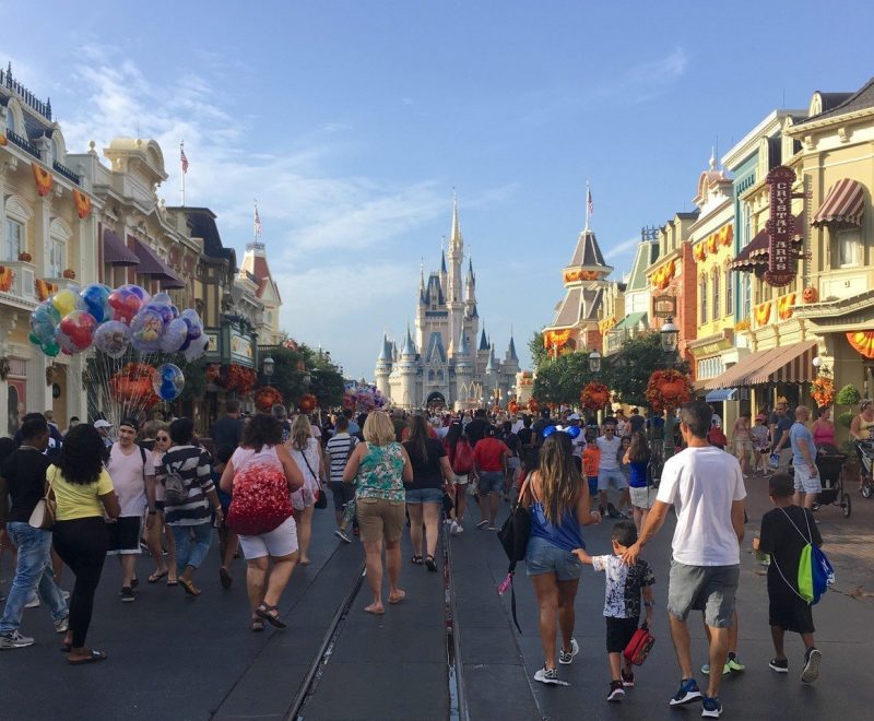 Find Low Crowds Magic Kingdom Walt Disney World