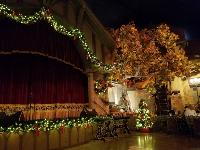 table service restaurant walt disney world