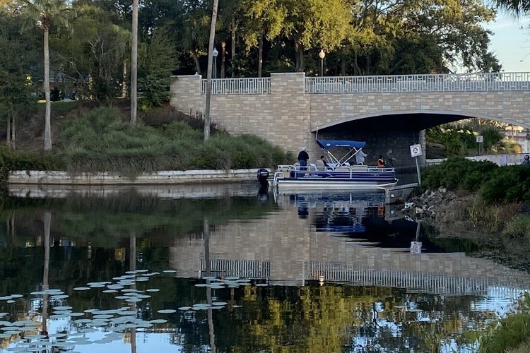 6 Unique Water Activities Walt Disney World Pontoon Boat Rental