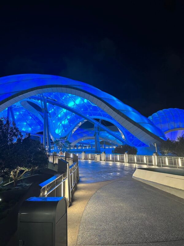 Incredible TRON Lightcycle Run Ride Review at Walt Disney World ...